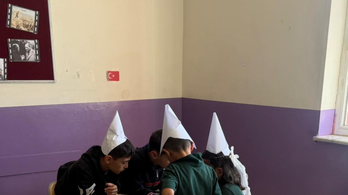 Altı Şapka Düşünme Tekniği Çalışması
